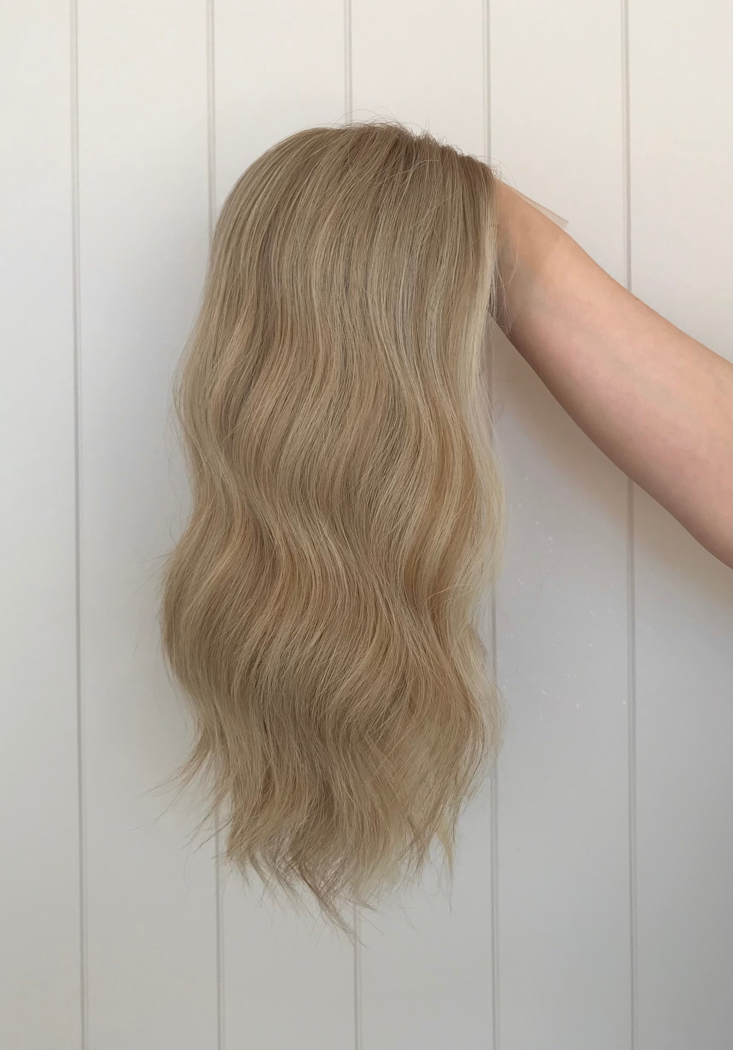 Emmerson Hand Tied Lace Wig 18 Inches with a small cap