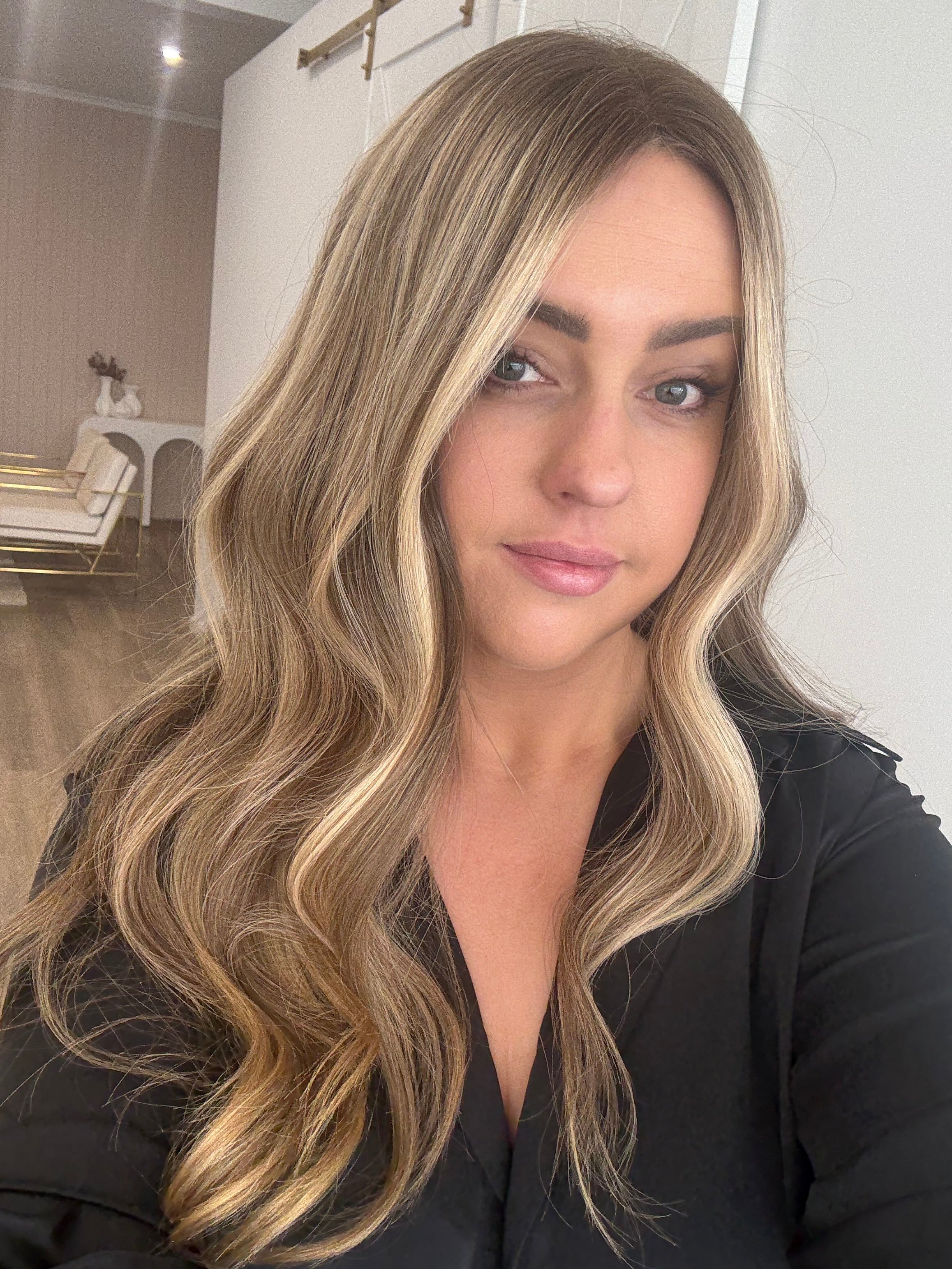 Frankie Closed Lace Low Density Topper with a 8 x 8 cap